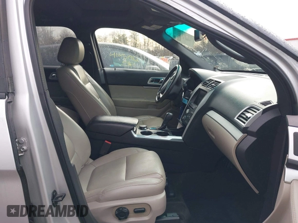 2015 Ford Explorer XLT with VIN 1FM5K8D84FGA83717, listed as a IAAI auction lot 41446111 with 88,876 mi miles and . Bid and sale history available at carsss.com. Image 5.