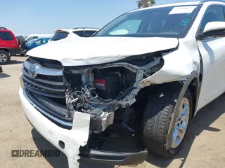 2016 Toyota Highlander Limited with VIN 5TDDKRFH8GS329274, listed as a IAAI auction lot 42551665 with 93,293 mi miles and . Bid and sale history available at DreamBid. Image 6.