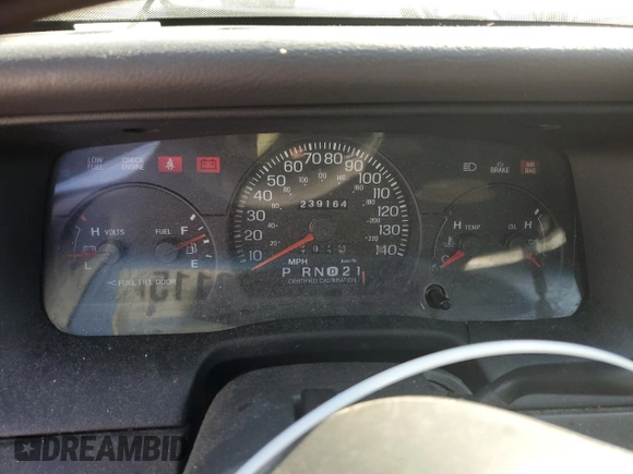 2003 Ford Police Interceptor Street Appear with VIN 2FAFP71W33X109470, listed as a Copart auction lot 46928115 with 239,164 mi miles and Salvage title. Bid and sale history available at DreamBid. Image 9.
