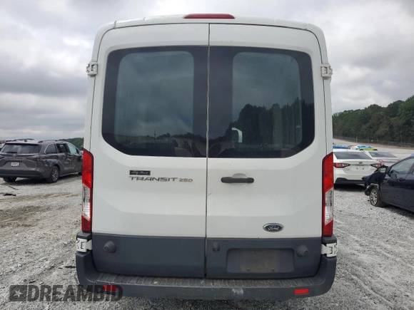 2017 Ford Transit z VIN 1FTYR2CM1HKB02605, wystawiony jako Copart lot #59355545 z przebiegiem Nie podano mil oraz Szkoda całkowita • Salvage title. Historia ofert i sprzedaży dostępna na DreamBid. Obrazek 6.