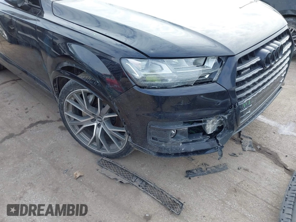2019 Audi Q7 Prestige with VIN WA1VAAF78KD041186, listed as a IAAI auction lot 41641100 with 157,210 mi miles. Bid and sale history available at carsss.com. Image 6.