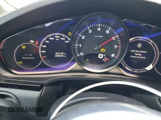 2019 Porsche Cayenne with VIN WP1AA2AY9KDA05256, listed as a Copart auction lot 61611175 with 64,148 mi miles and Salvage title. Bid and sale history available at DreamBid. Image 9.