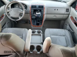 2005 Kia Sedona LX with VIN KNDUP132656725025, listed as a Copart auction lot 41702915 with 158,114 mi miles and Salvage Title. Bid and sale history available at carsss.com. Image 8.