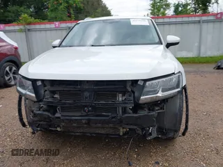 2019 Volkswagen Tiguan SE with VIN 3VV3B7AX6KM018161, listed as a IAAI auction lot 42279398 with 96,534 mi miles and . Bid and sale history available at DreamBid. Image 13.