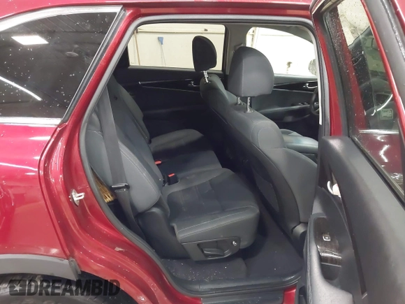 2020 Kia Sorento LX with VIN 5XYPGDA34LG680929, listed as a IAAI auction lot 42016179 with 34,733 mi miles and . Bid and sale history available at carsss.com. Image 8.