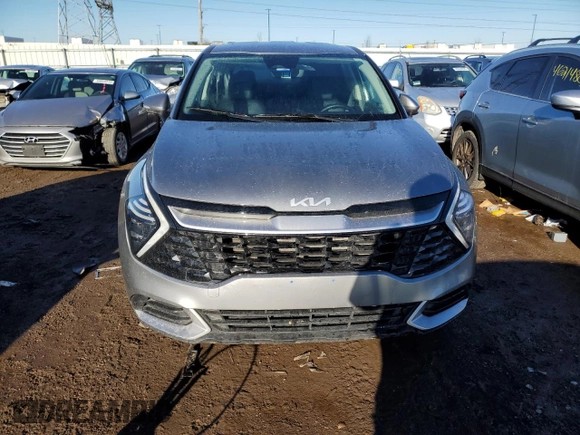 2024 Kia Sportage EX with VIN KNDPV3DF0R7270754, listed as a Copart auction lot 46617865 with 34,510 mi miles and Salvage Title. Bid and sale history available at carsss.com. Image 5.