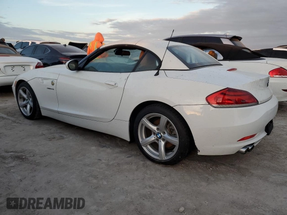 2011 BMW Z4 sDrive30i with VIN WBALM5C57BE379815, listed as a Copart auction lot 75006674 with 0 mi miles and Non Repairable. Bid and sale history available at carsss.com. Image 2.