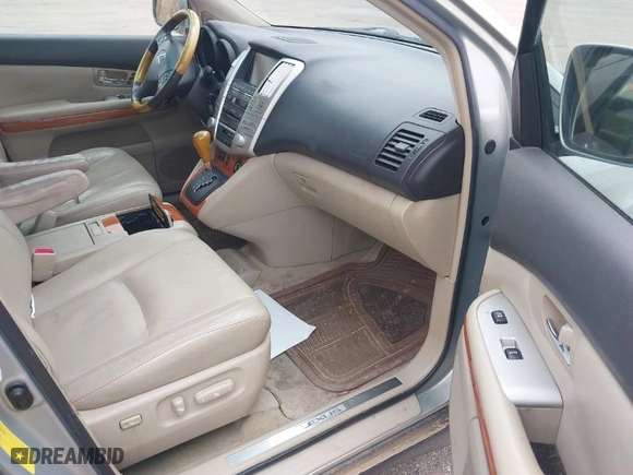 2007 Lexus RX 400h with VIN JTJHW31U972015418, listed as a IAAI auction lot 41973948 with 251,031 mi miles. Bid and sale history available at carsss.com. Image 5.