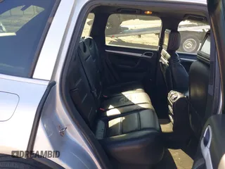 2006 Porsche Cayenne Turbo with VIN WP1AC29P56LA92817, listed as a IAAI auction lot 41881124 with 286,832 mi miles and . Bid and sale history available at DreamBid. Image 8.