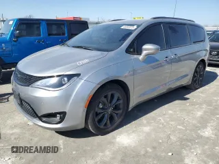2020 Chrysler Pacifica Touring with VIN 2C4RC1FG7LR146477, listed as a Copart auction lot 48309615 with 112,563 mi miles and Salvage Title. Bid and sale history available at DreamBid. Image 1.