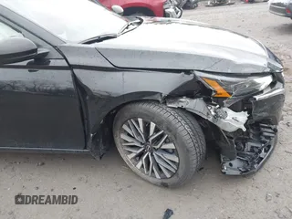 2023 Nissan Altima SV z VIN 1N4BL4DW4PN378184, wystawiony jako IAAI lot #41856287 z przebiegiem 27 750 mil mil oraz . Historia ofert i sprzedaży dostępna na DreamBid. Obrazek 6.
