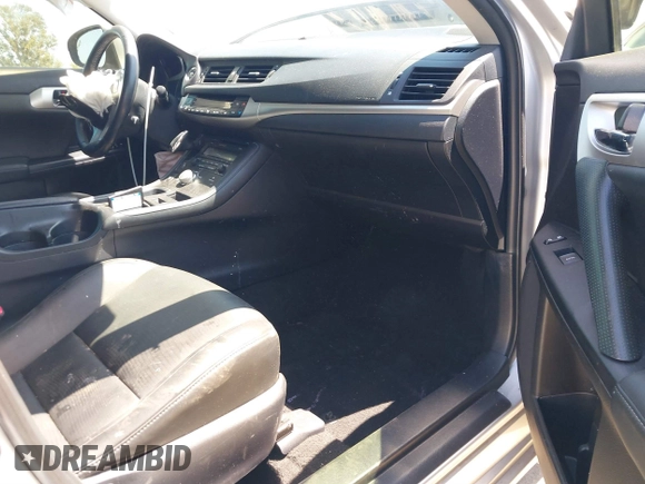 2013 Lexus CT 200h with VIN JTHKD5BH0D2135310, listed as a IAAI auction lot 40105012 with 101,930 mi miles and . Bid and sale history available at DreamBid. Image 5.
