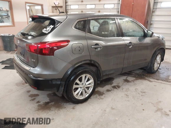 2017 Nissan Rogue SL z VIN JN1BJ1CR9HW128710, wystawiony jako IAAI lot #42307830 z przebiegiem 129 791 mil mil oraz . Historia ofert i sprzedaży dostępna na DreamBid. Obrazek 4.