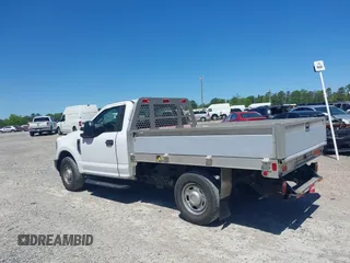 2019 Ford Super Duty F-250 SRW XL with VIN 1FDBF2A69KED43087, listed as a IAAI auction lot 41982751 with 98,528 mi miles. Bid and sale history available at carsss.com. Image 14.