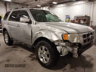 2011 Ford Escape Hybrid z VIN 1FMCU4K39BKB98189, wystawiony jako IAAI lot #41861185 z przebiegiem 177 042 mil mil oraz . Historia ofert i sprzedaży dostępna na DreamBid. Obrazek 1.
