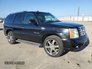 2003 Cadillac Escalade with VIN 1GYEC63T43R157689, listed as a Copart auction lot 88749145 with 138,905 mi miles and Salvage title. Bid and sale history available at DreamBid. Image 4.