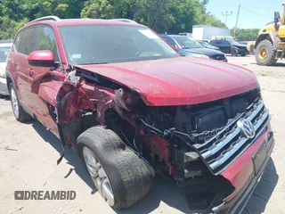 2019 Volkswagen Atlas SE z VIN 1V2UR2CA4KC553905, wystawiony jako IAAI lot #42401734 z przebiegiem 71 405 mil mil oraz . Historia ofert i sprzedaży dostępna na DreamBid. Obrazek 1.