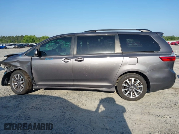 2018 Toyota Sienna LE with VIN 5TDJZ3DC3JS190746, listed as a IAAI auction lot 42161562 with 180,000 mi miles and . Bid and sale history available at DreamBid. Image 15.