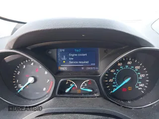 2013 Ford Escape SE z VIN 1FMCU0GX2DUC48796, wystawiony jako IAAI lot #42729443 z przebiegiem 290 970 mil mil oraz . Historia ofert i sprzedaży dostępna na DreamBid. Obrazek 12.