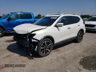 2018 Nissan Rogue SV z VIN JN8AT2MV5JW323122, wystawiony jako Copart lot #60423055 z przebiegiem 88 625 mil mil oraz Czysty tytuł • Clean title. Historia ofert i sprzedaży dostępna na DreamBid. Obrazek 1.