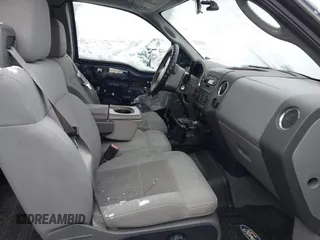 2004 Ford F-150 STX with VIN 1FTRX12W44NA84522, listed as a IAAI auction lot 41571717 with 283,200 mi miles. Bid and sale history available at carsss.com. Image 5.