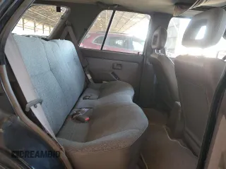 1995 Honda Passport z VIN 4S6CY58V4S4406803, wystawiony jako Copart lot #73057084 z przebiegiem 161 118 mil mil oraz Szkody całkowita. Historia ofert i sprzedaży dostępna na DreamBid. Obrazek 10.