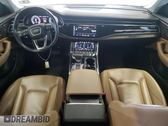 2019 Audi Q8 Premium z VIN WA1AVAF19KD010981, wystawiony jako Copart lot #48662215 z przebiegiem 84 783 mil mil oraz Czysty tytuł • Clean title. Historia ofert i sprzedaży dostępna na DreamBid. Obrazek 8.