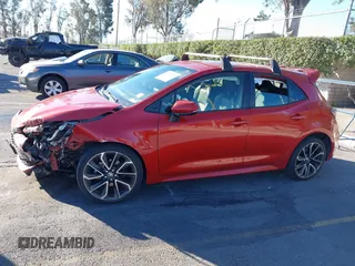 2020 Toyota Corolla Hatchback XSE with VIN JTNC4RBE5L3073569, listed as a IAAI auction lot 41347024 with 52,458 mi miles. Bid and sale history available at carsss.com. Image 13.