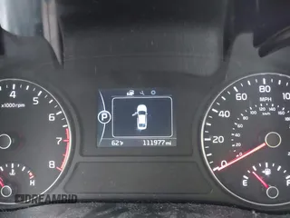 2016 Kia Optima LX с VIN KNAGT4L32G5073769, выставлен на аукционе IAAI как лот 42512184 с пробегом 111 977 миль миль и . История ставок и продаж доступна на DreamBid. Изображение 16.