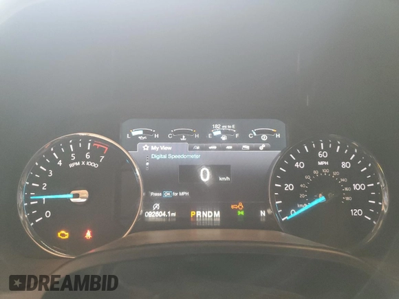 2019 Ford Expedition Max XLT with VIN 1FMJK1JT0KEA29870, listed as a Copart auction lot 57326365 with 92,604 mi miles and Salvage title. Bid and sale history available at DreamBid. Image 9.