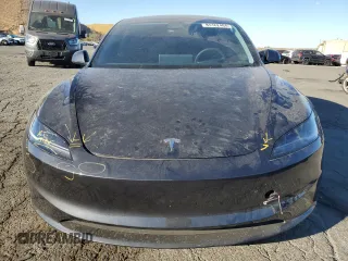 2024 Tesla Model 3 z VIN 5YJ3E1EA0RF736893, wystawiony jako Copart lot #85162464 z przebiegiem 8 479 mil mil oraz Szkoda całkowita • Salvage title. Historia ofert i sprzedaży dostępna na DreamBid. Obrazek 5.