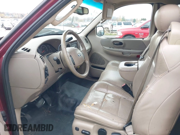 2003 Ford F-150 XL with VIN 2FTRX18L43CA37637, listed as a IAAI auction lot 40911094 with 1 mi miles. Bid and sale history available at carsss.com. Image 5.