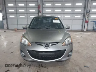 2012 Mazda 2 Touring with VIN JM1DE1LY8C0140439, listed as a IAAI auction lot 41866835 with 122,512 mi miles. Bid and sale history available at carsss.com. Image 12.