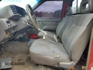 1995 Isuzu Pickup S z VIN JAACL11LXS7202252, wystawiony jako Copart lot #70393254 z przebiegiem 290 933 mil mil oraz Szkody całkowita. Historia ofert i sprzedaży dostępna na DreamBid. Obrazek 7.