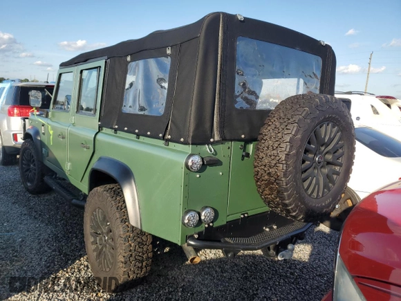 1983 Land Rover Defender with VIN SALLDHMV2AA199289, listed as a Copart auction lot 74901204 with 965 mi miles and Salvage title. Bid and sale history available at DreamBid. Image 6.