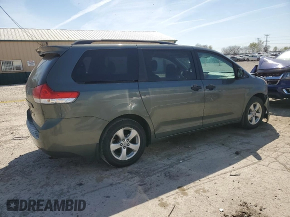 2014 Toyota Sienna L z VIN 5TDZK3DC2ES418247, wystawiony jako Copart lot #53362315 z przebiegiem 165 120 mil mil oraz Szkoda całkowita • Salvage title. Historia ofert i sprzedaży dostępna na DreamBid. Obrazek 3.