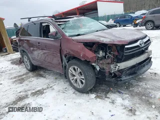 2014 Toyota Highlander XLE z VIN 5TDJKRFH1ES046764, wystawiony jako IAAI lot #41412935 z przebiegiem 159 294 mil mil oraz . Historia ofert i sprzedaży dostępna na DreamBid. Obrazek 1.