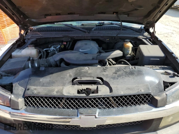 2002 Chevrolet Avalanche with VIN 3GNEC13T52G114056, listed as a Copart auction lot 58033535 with 332,160 mi miles and Salvage title. Bid and sale history available at DreamBid. Image 11.