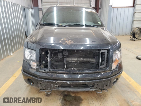 2014 Ford F-150 XL with VIN 1FTMF1EF2EKF89275, listed as a Copart auction lot 55439885 with 122,900 mi miles and Salvage title. Bid and sale history available at DreamBid. Image 5.