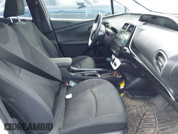 2018 Toyota Prius Two with VIN JTDKARFU1J3547525, listed as a IAAI auction lot 41739561 with 148,300 mi miles. Bid and sale history available at carsss.com. Image 5.