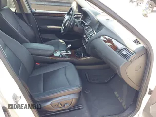 2015 BMW X4 xDrive28i with VIN 5UXXW3C59F0M88331, listed as a IAAI auction lot 42093953 with 138,205 mi miles and . Bid and sale history available at DreamBid. Image 5.