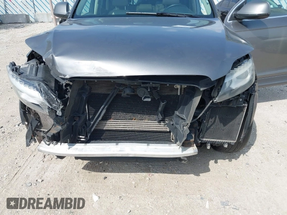 2011 Audi Q7 Premium Plus z VIN WA1LGAFE0BD009109, wystawiony jako IAAI lot #42133125 z przebiegiem 186 352 mil mil oraz . Historia ofert i sprzedaży dostępna na DreamBid. Obrazek 6.