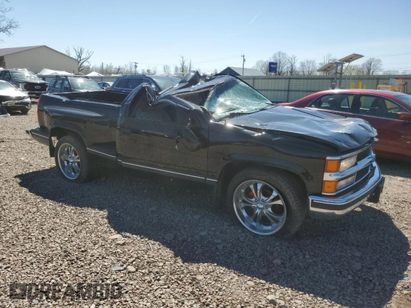 1996 Chevrolet Silverado 1500 with VIN 1GCEC14R3TZ136733, listed as a Copart auction lot 54384725 with 113,939 mi miles and Salvage Title. Bid and sale history available at DreamBid. Image 4.
