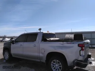 2019 Chevrolet Silverado 1500 LTZ with VIN 1GCUYGED1KZ136389, listed as a Copart auction lot 45356325 with 179,288 mi miles and Salvage Title. Bid and sale history available at carsss.com. Image 2.