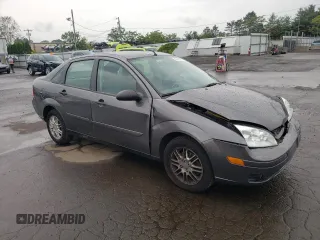 2007 Ford Focus S z VIN 1FAHP34N07W177912, wystawiony jako Copart lot #60481025 z przebiegiem 114 086 mil mil oraz Szkoda całkowita • Salvage title. Historia ofert i sprzedaży dostępna na DreamBid. Obrazek 4.