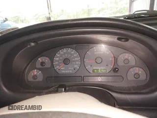 2002 Ford Mustang Standard z VIN 1FAFP40432F113933, wystawiony jako IAAI lot #42227470 z przebiegiem 183 326 mil mil oraz . Historia ofert i sprzedaży dostępna na DreamBid. Obrazek 16.