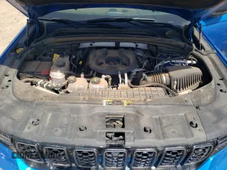 2023 Jeep Grand Cherokee Summit Reserve with VIN 1C4RJYE60P8881133, listed as a Copart auction lot 52354915 with 31,739 mi miles and Salvage title. Bid and sale history available at DreamBid. Image 14.