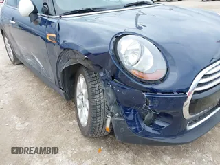2017 MINI Hardtop Cooper with VIN WMWXP5C34H3B15966, listed as a IAAI auction lot 41889565 with 21,579 mi miles and . Bid and sale history available at DreamBid. Image 13.