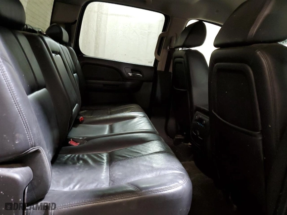 2008 Chevrolet Silverado 1500 LTZ with VIN 3GCEK13J98G220142, listed as a Copart auction lot 50346755 with 124,481 mi miles and Salvage Title. Bid and sale history available at carsss.com. Image 10.