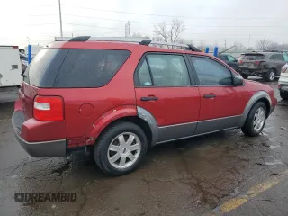 2005 Ford Freestyle SE with VIN 1FMZK01125GA11178, listed as a Copart auction lot 85098844 with 118,371 mi miles and Clean Title. Bid and sale history available at carsss.com. Image 3.
